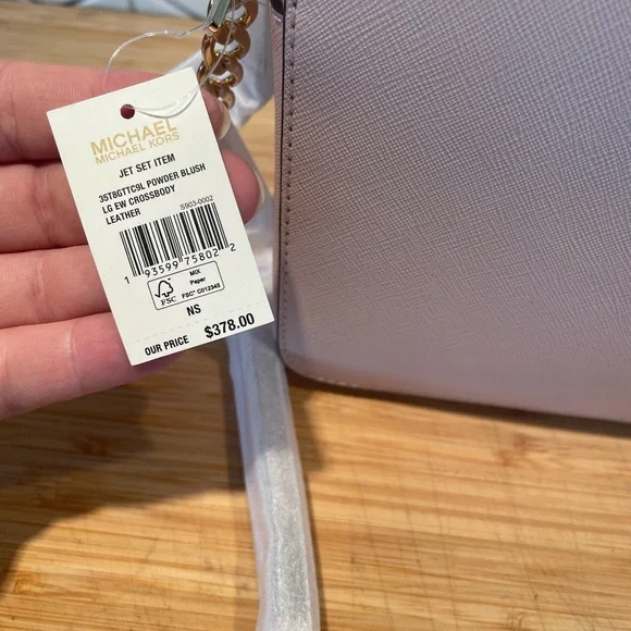 Michael Kors Crossbody Powder Blush Leather Bag - Picture 4 of 4